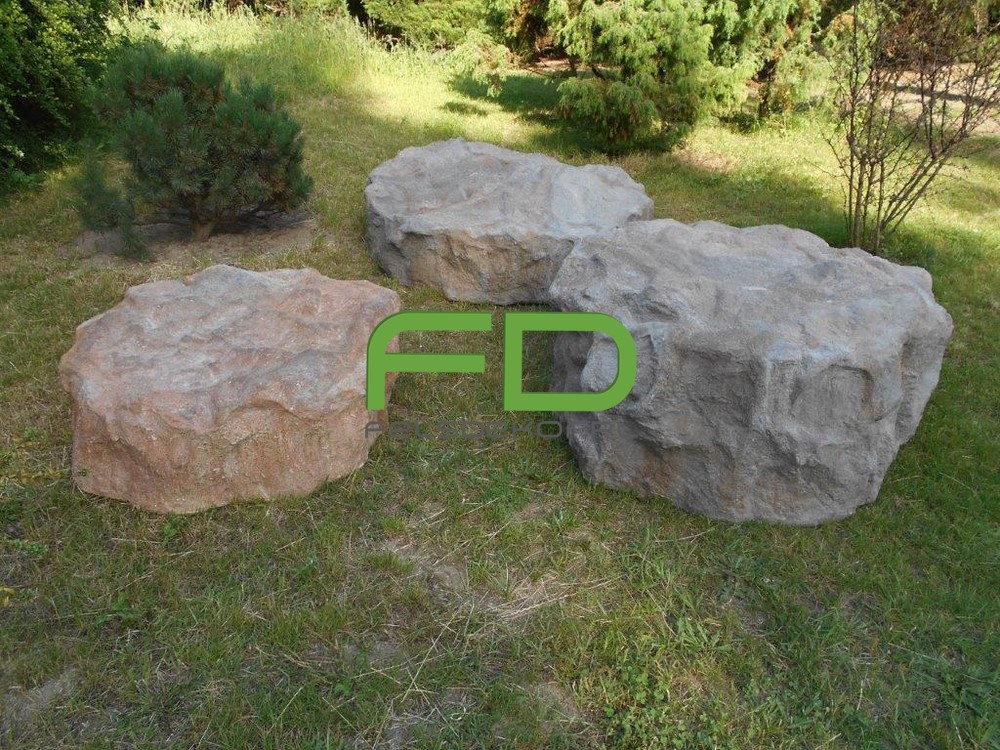 You are currently viewing Sztuczne skały maskujące – naturalny sposób na ukrycie technicznych elementów ogrodu